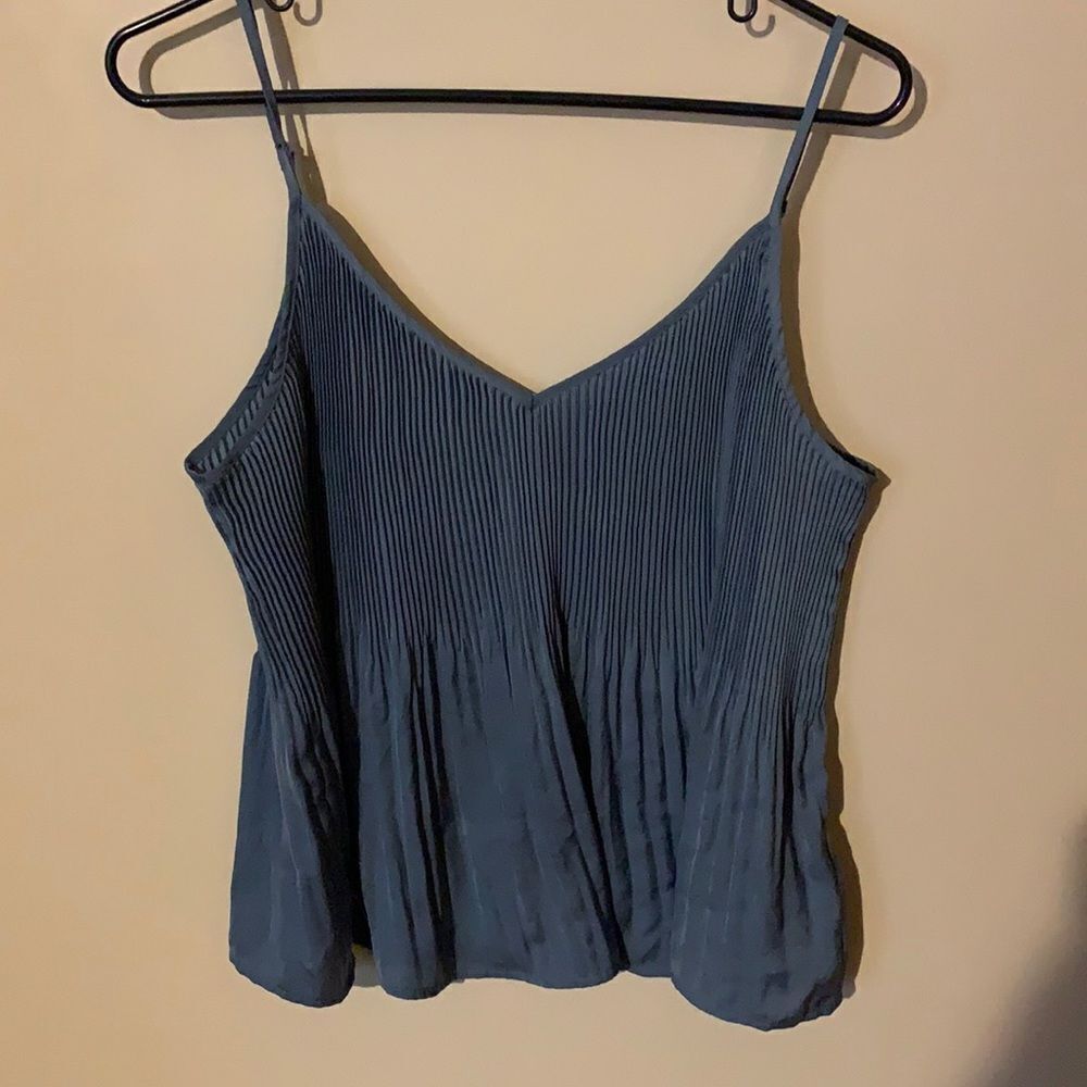 express v neck tank basic cami Blue Pleated top shirt